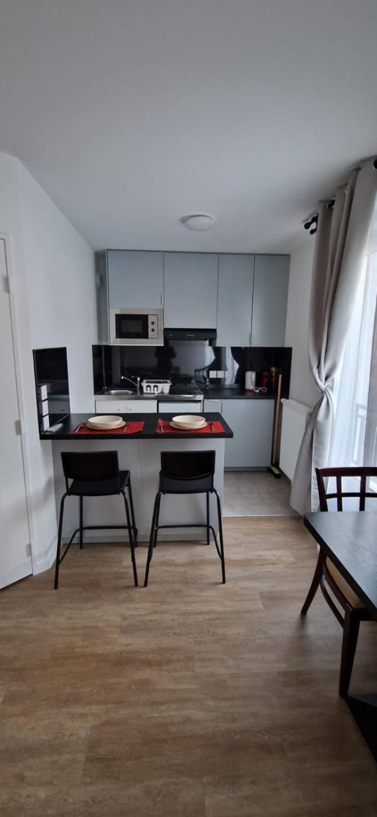 Residence Marceau Drancy Esterno foto