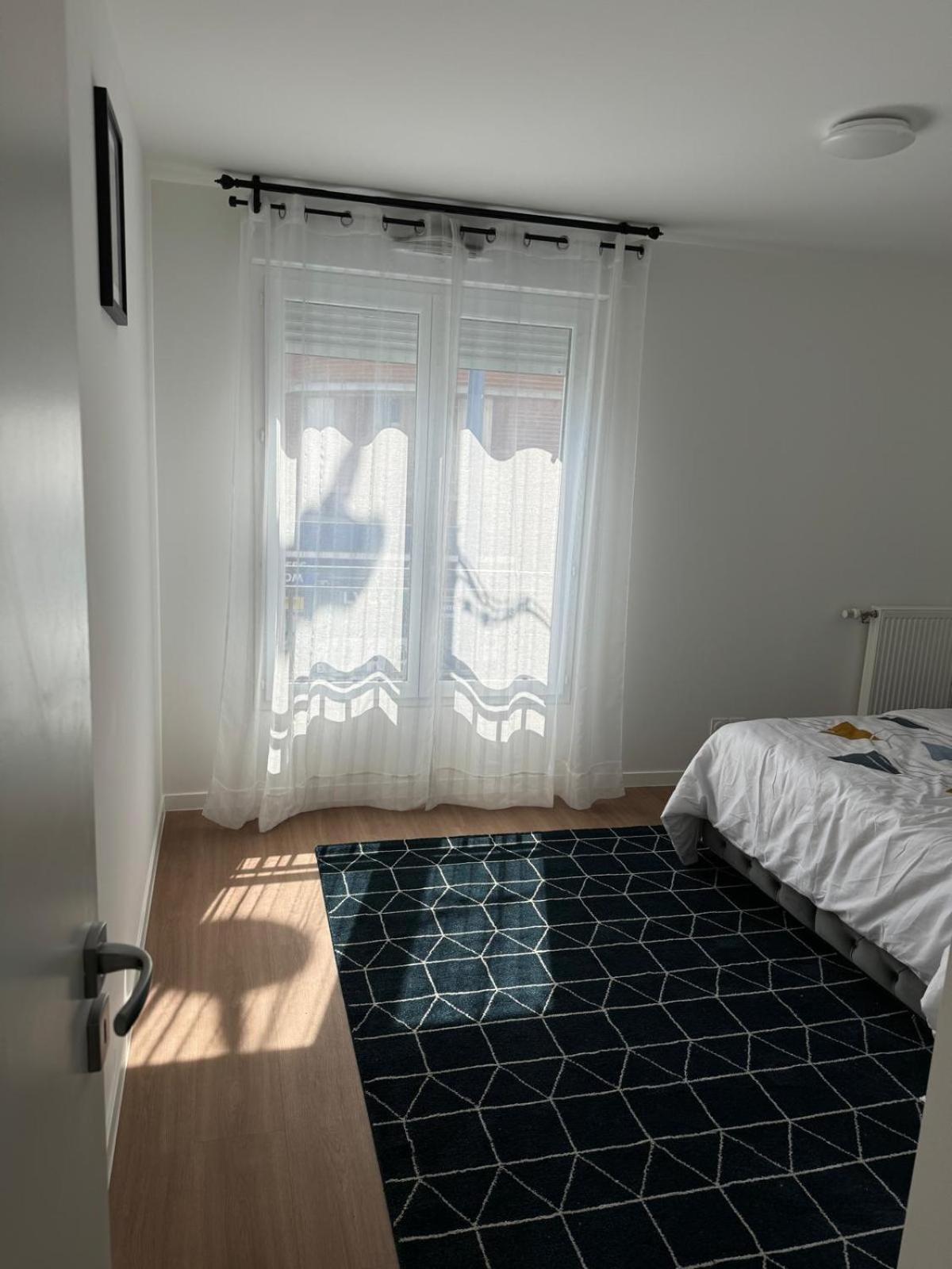 Residence Marceau Drancy Esterno foto